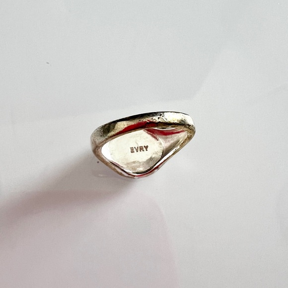 EVRY JEWELS YIN YANG "YOU COMPLETE ME" SILVER-PLATED SIGNET RING - Picture 8 of 13